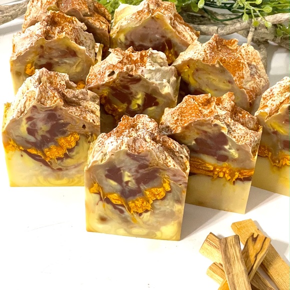 Palo Santo handmade soap ( Set of 5) - Picture 2 of 4